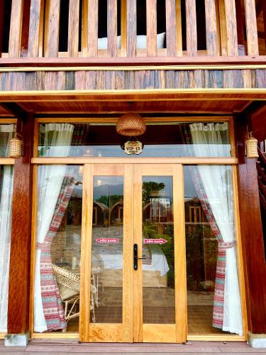 Khu Nghi Trai Nghiem Golden Field in Nghia Lo