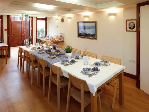 Melrose House - image 11