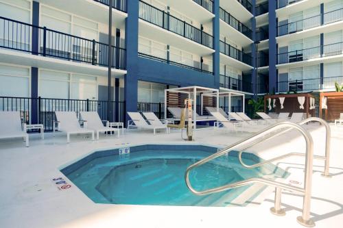 Quality Suites Orlando - image 11