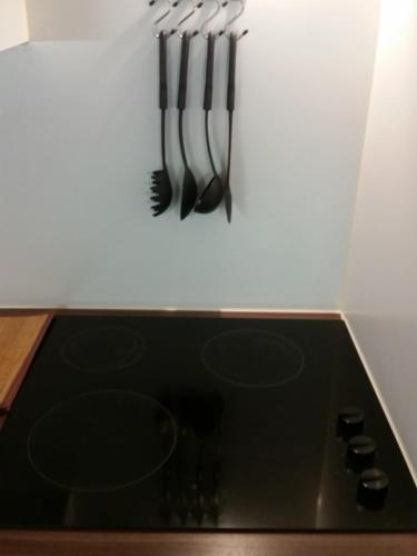 Kitchen, MyCrib I Free Parking I Self Check-in in Andritz