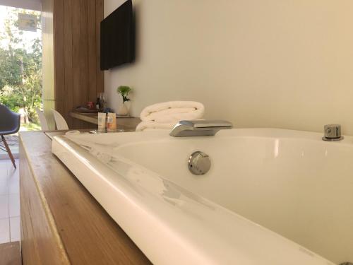 79588945 Live Hotel Boutique (Adults only)
