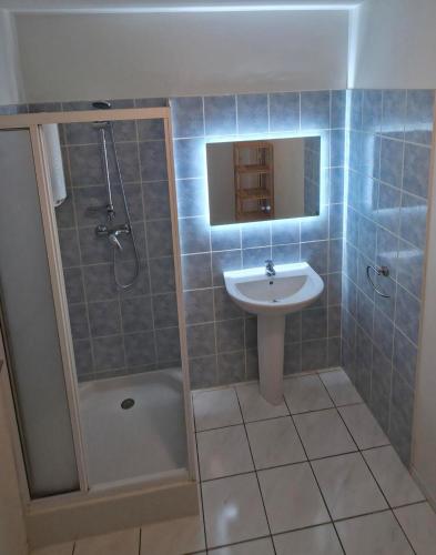 Appartement F3 Val-Plaisance - image 5