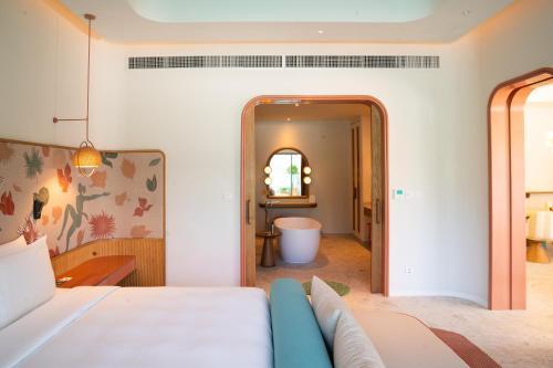 room detail thumbnail 0