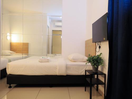 Big Tree Hotel Room Type - Standard Twin No View, Low Floor