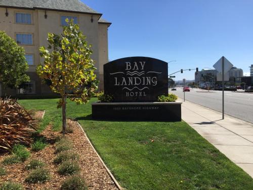 Bay Landing Hotel