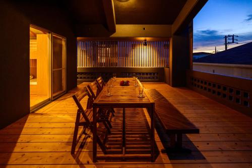 Okinawa Island onna resort nakadomari ビーチまで車で4分 最大12名OK 中庭付き貸切ヴィラでくつろぐ恩納村ステイ 4-Star Guesthouse view