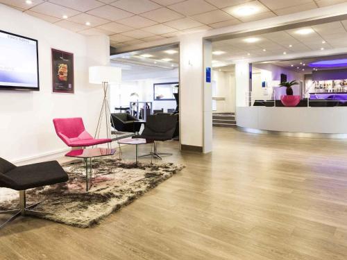 Hotel Novotel Fontainebleau Ury