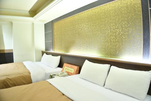 2 king beds