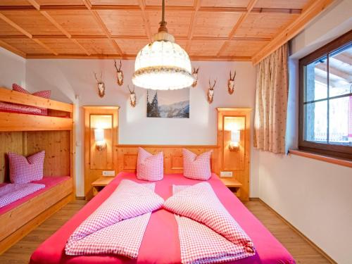Chalet in Hochfügen near Ski Slopes (Chalet in Hochfugen near Ski Slopes) in Hochfügen