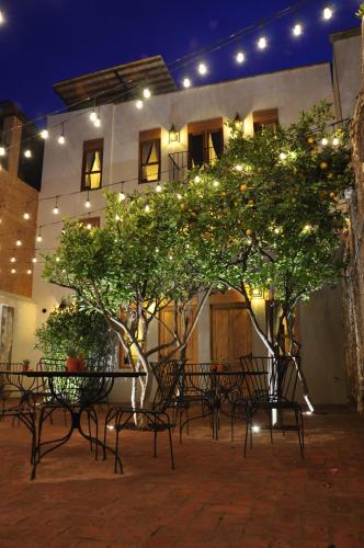Clandestino Hotel