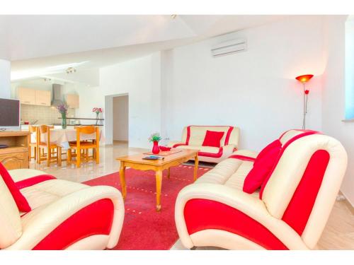 Közös társalgó / TV, Rural Escape with Pool - Villa Krka in Drinovci