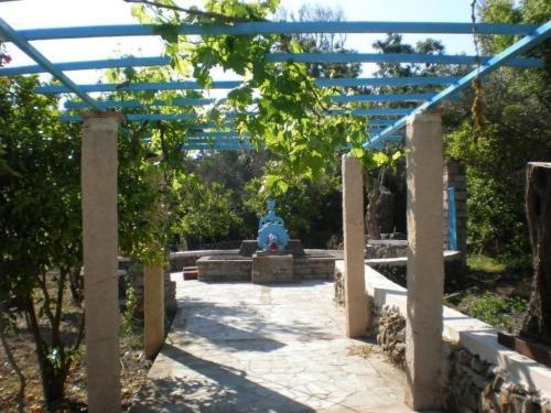 Holiday Home Spiti Limnos- idyllisch gelegen im Orangenhain by Interhome in Limnos