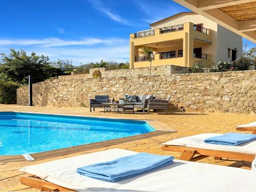 Holiday Home fur 16 Personen in Episkopi- Kreta - West-Kreta by Interhome in Lappei