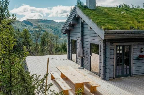 . Log House With Sauna And Fireplace In Bydalen