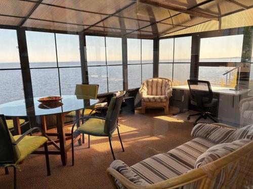 Comfort & Stunning Lake View - Vaela in Šambora (QC)