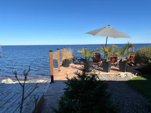 Comfort & Stunning Lake View - Vaela in Šambora (QC)