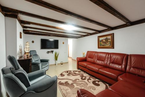 Facilities, Cabana Poiana Sanzienelor in Smida