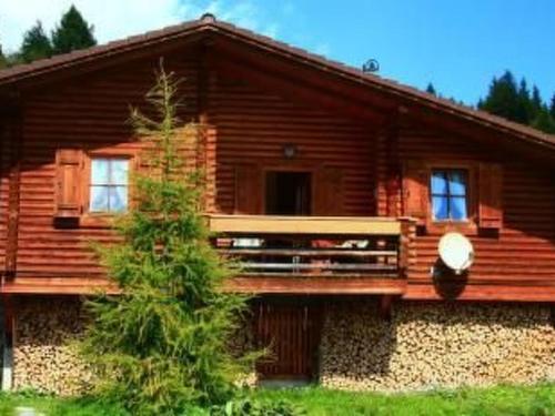 Holiday Home Blommen in Falkertsee by Interhome – khách sạn tại Reichenau (Carinthia)