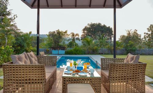 Iekārtas, SaffronStays Green Lawns in Unhere Bk
