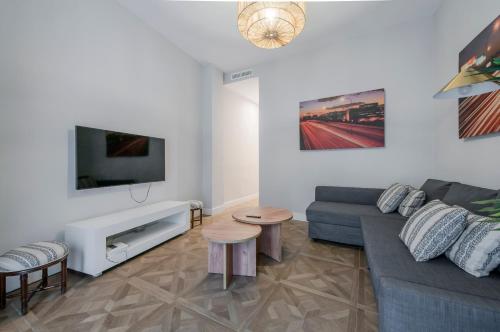 Wonderful Apt 8pax en Infante-Plaza de Santa Ana - image 10