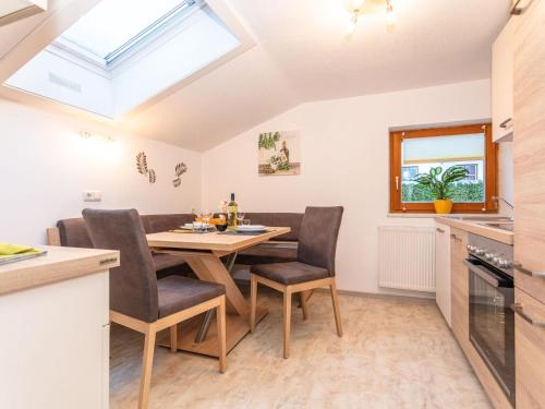 Apartment Idylle by Interhome in Winkl