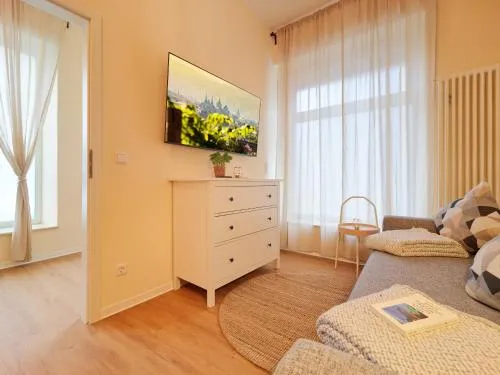 Marx - Modernes Apartment - Top Lage im Zentrum - Gratis WLAN - ideal für Geschäftsreisende & Paare in Trier, Deutschland