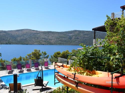 Holiday Home Seaside Villa Lara mit beheiztem Swimmingpool by Interhome - Location saisonnière - Poljica