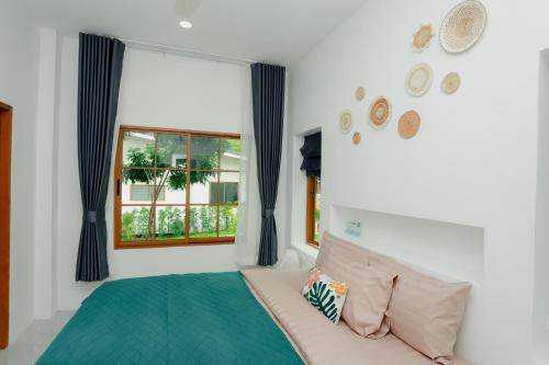 Neverland Room Type - Two-Bedroom House