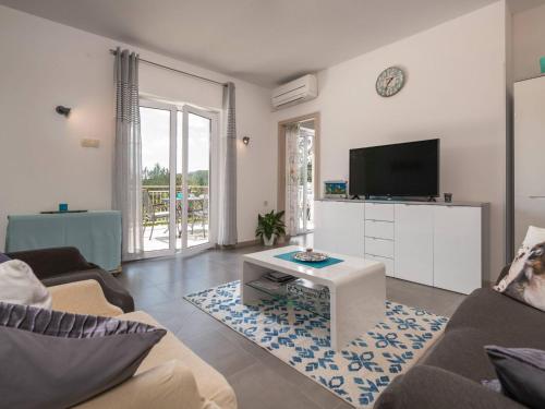 Holiday Home Grace by Interhome in Cerovlje