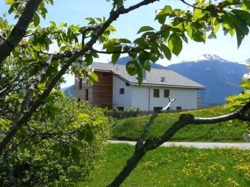 Apartment Hof Quadra by Interhome in Flerden, Schweiz