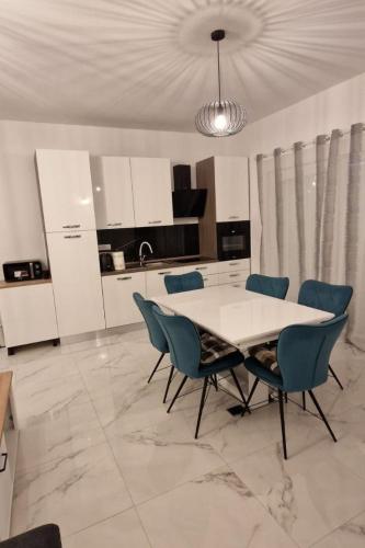 Apartment Madonna 2 by Interhome - Location saisonnière - Arbanasi