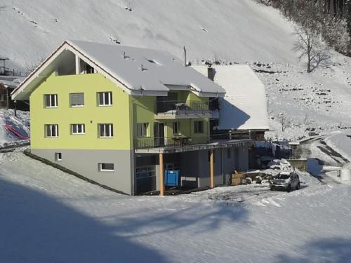 Apartment Schwändelifluh by Interhome (Apartment Schwandelifluh by Interhome) in Флулі