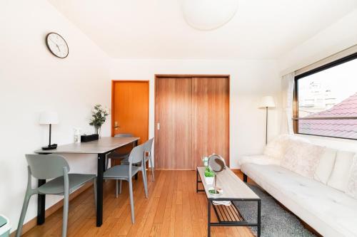 2-min walk to station, Direct access to Shinjuku