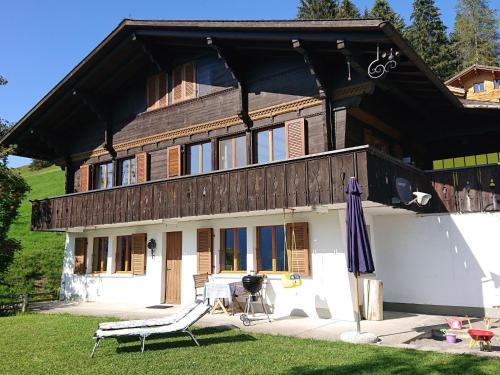 Holiday Home Datscha by Interhome in Lenk im Simmental, Schweiz