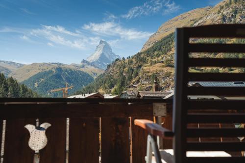 Hotel Matterhornblick Room Type - Twin Room with Mountain View
