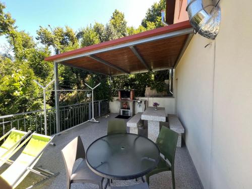 Apartment Casa de Casarelhos by Interhome in เวียร่า โด มินโฮ
