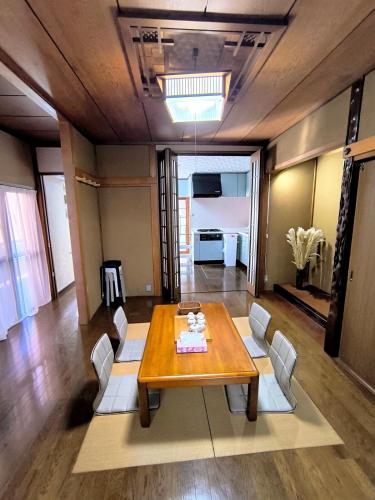 Chikumei Station, 2-story private house, maximum 12 guests
