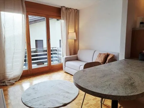Sanbe Sky View by Quokka 360 - Mountain Apartment with Terrace in San Bernardino, Schweiz