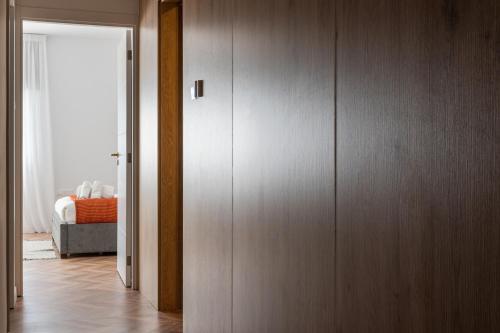 Modern Luxury 2BR|Park View & Balcony in Ayios Andreas
