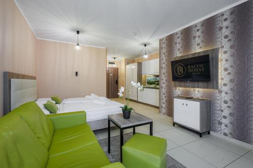 1 double bed, 1 sofa bed