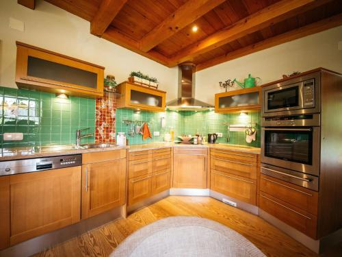 Holiday Home Gemütliches Ferienhaus in Feistritz Ob Bleiburg by Interhome (Holiday Home Gemutliches Ferienhaus in Feistritz Ob Bleiburg by Interhome) in Feistritz ob Bleiburg