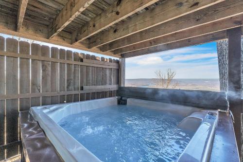 Attitude Adjustment Cabin with hot tub fire pit & indoor pool in Kimball (TN)