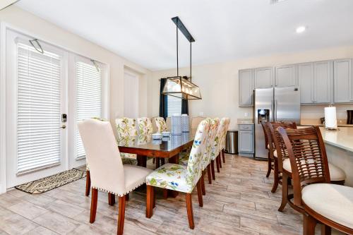 Sunrise Cottage with Private Pool near Disney with Margaritaville Resort  Island H2O Access - 8017SU - image 5