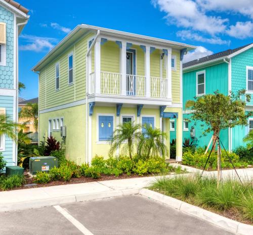 Smooth Sailing Cottage near Disney with Margaritaville Resort  Island H20 Waterpark Access - 2978LA Florida