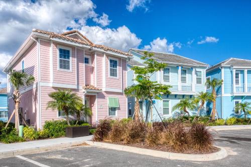 Fabulous Cottage near Disney with Margaritaville Resort  Island H2O Access - 8075KD Orlando Florida
