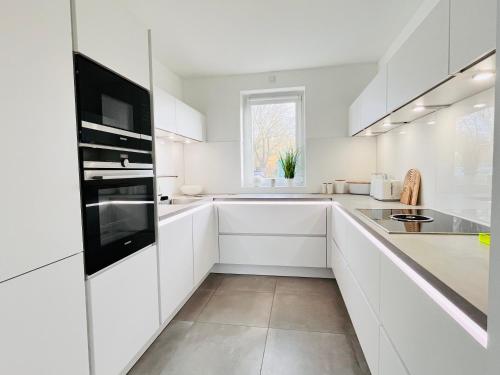 廚房, Apartment LilaMoon Unna Dortmund Flughafen Parkplatz Netflix Disney plus 80qm Erdgeschoss in 烏納