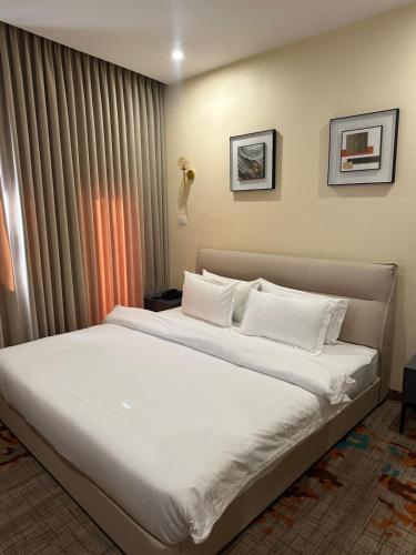 Friends Hotel Jordan - image 11