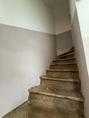 F2 Duplex proche CDG, Disney, Paris, Asterix in Saint-Mesmes
