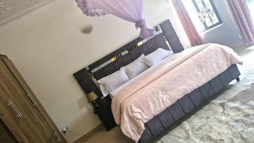 Heldburg Guest House in Rubaga