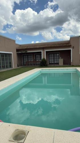 La Victoria in Carlos Keen